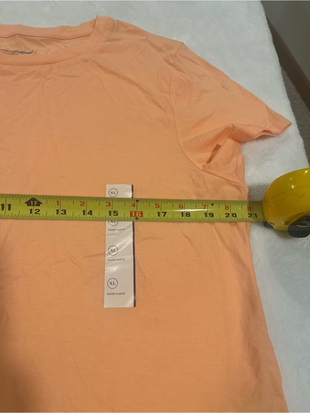 Universal Thread Solid Peach Crewneck Tee - XL - Picture 6 of 7